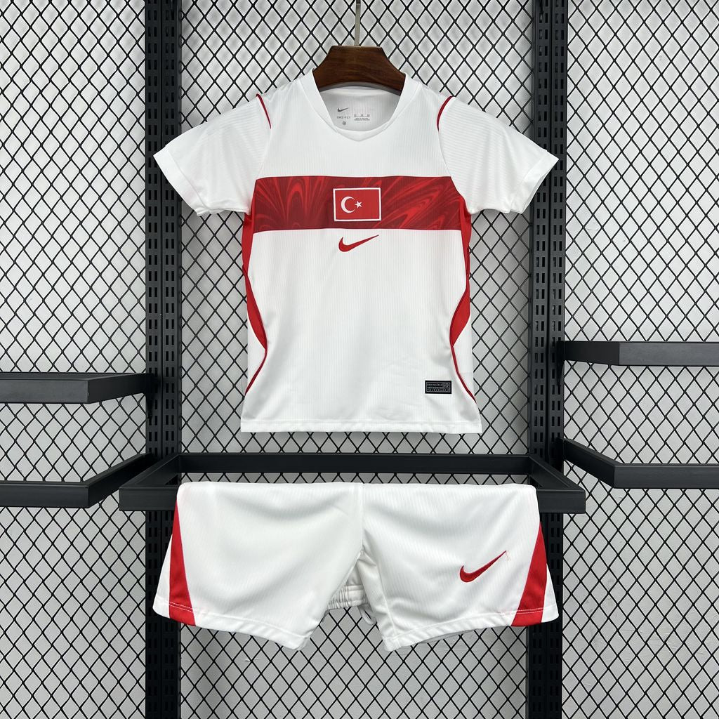 Turquia 2026 Conjunto Alternativo Mundial – Criança