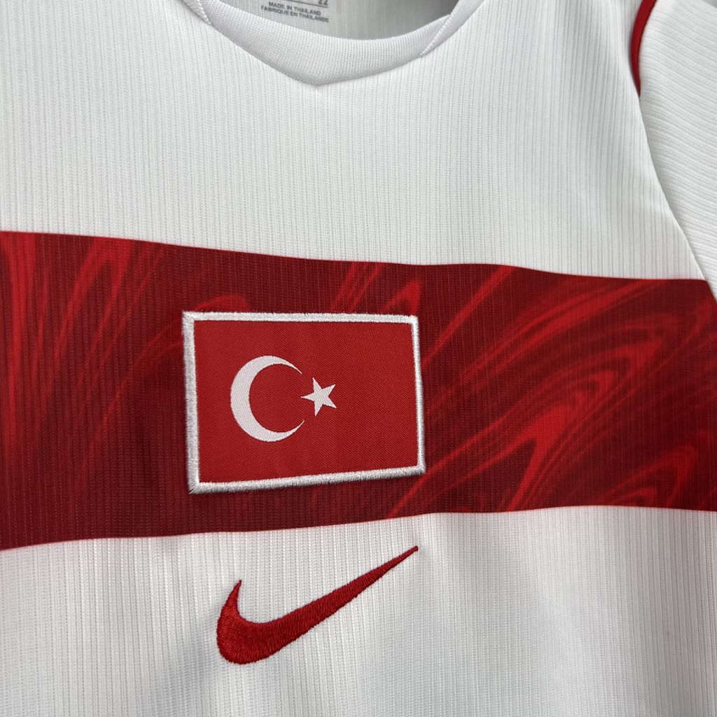 Turquia 2026 Conjunto Alternativo Mundial – Criança