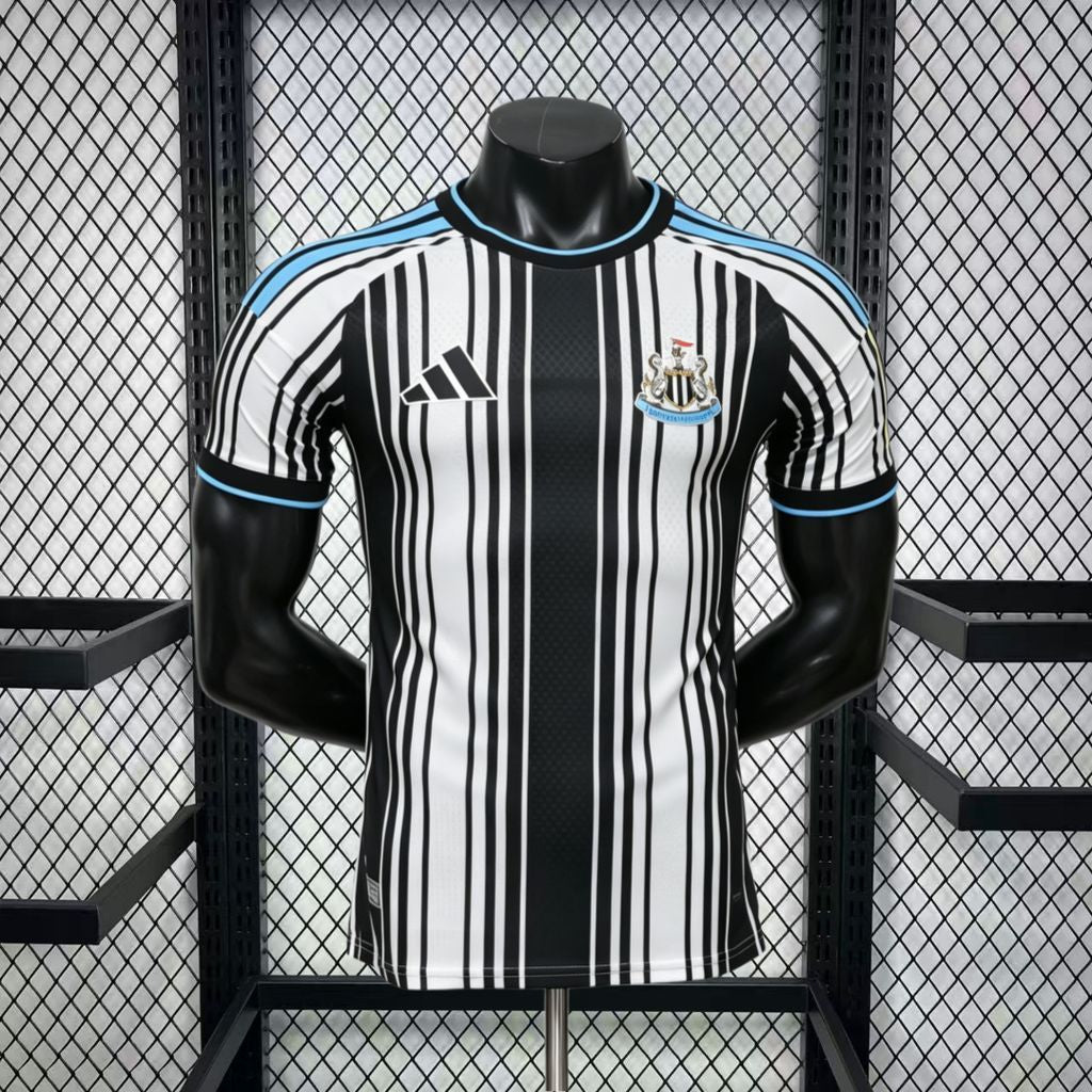 Newcastle United 2026/27 Camisola Principal Versão Jogador – Homem
