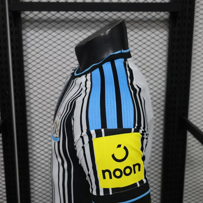 Newcastle United 2026/27 Camisola Principal Versão Jogador – Homem