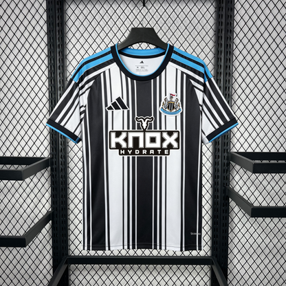 Newcastle United 2026/27 Camisola Principal – Homem