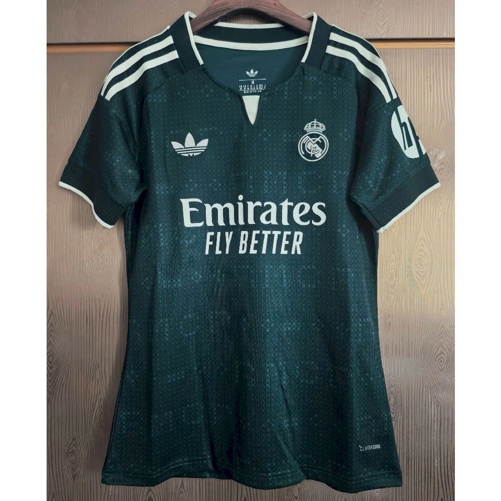Real Madrid 2026/27 Camisola Alternativa – Mulher
