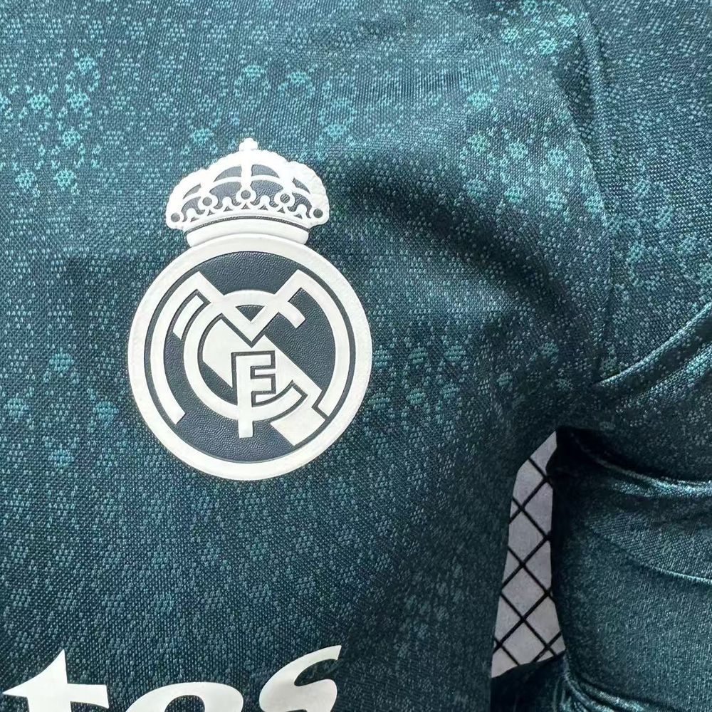 Real Madrid 2026/27 Camisola Alternativa de Manga Comprida Versão Jogador – Homem