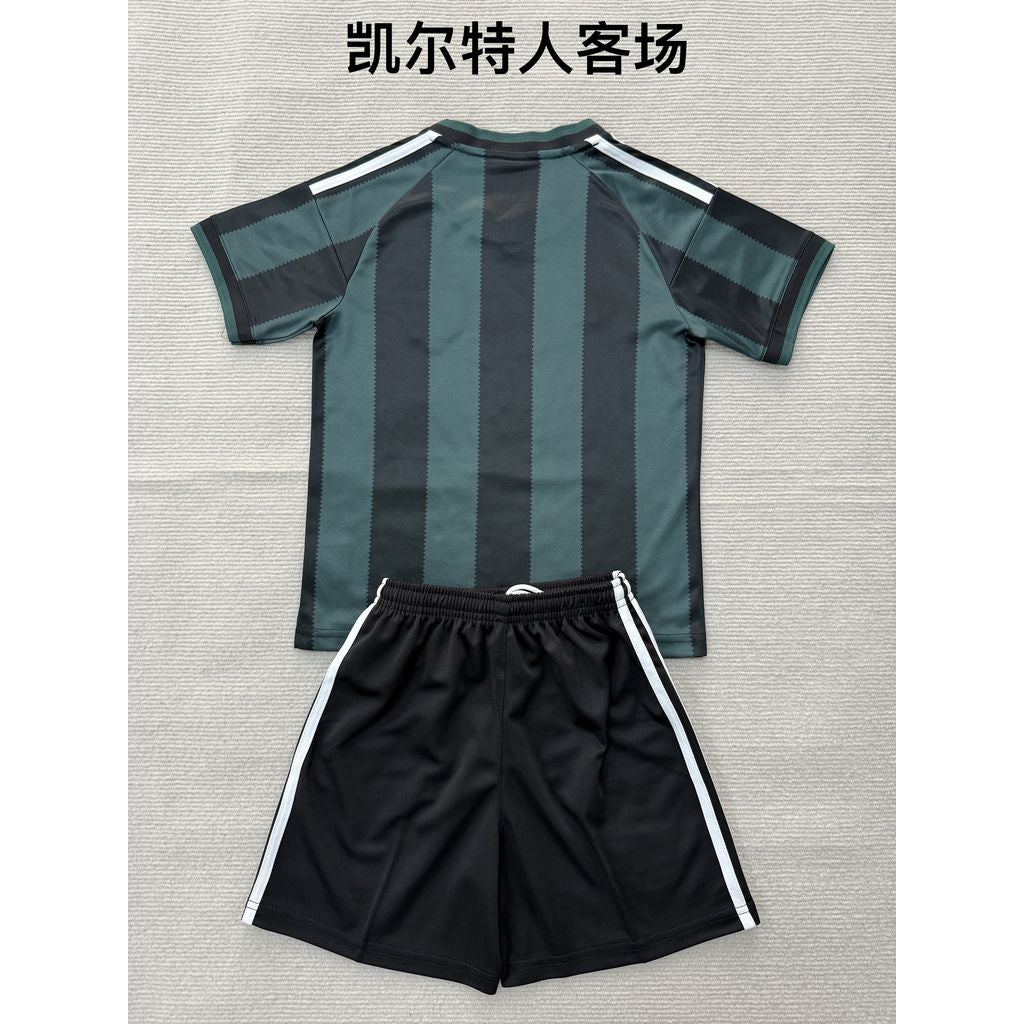 Celtic 2026/27 Conjunto Alternativo – Criança