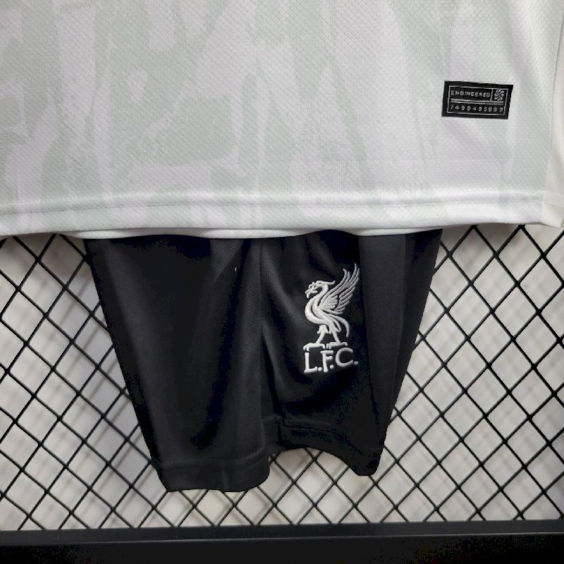Liverpool 2024/25 Conjunto Terceiro – Criança