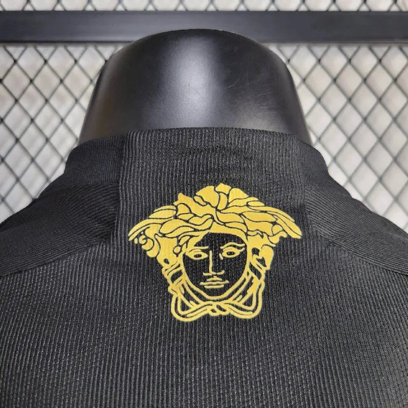 Arsenal 2024/25 Camisola Especial Versace Versão Jogador – Homem
