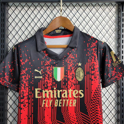 AC Milan 2022/23 Conjunto Quarto – Criança
