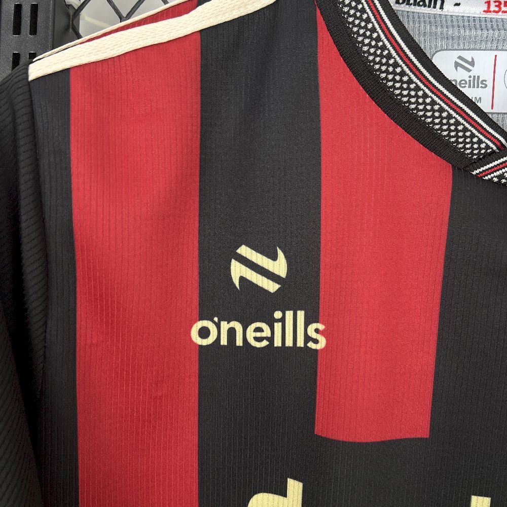 Bohemians 2025/26 Camisola Principal – Homem