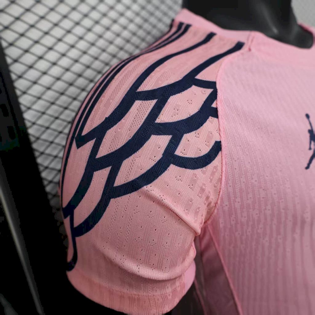 Paris Saint-Germain 2025/26 Camisola Especial Rosa Versão Jogador – Homem