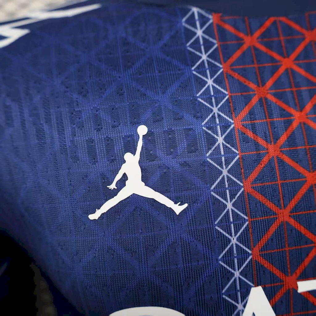 Paris Saint-Germain 2025/26 Camisola Especial Versão Jogador – Homem