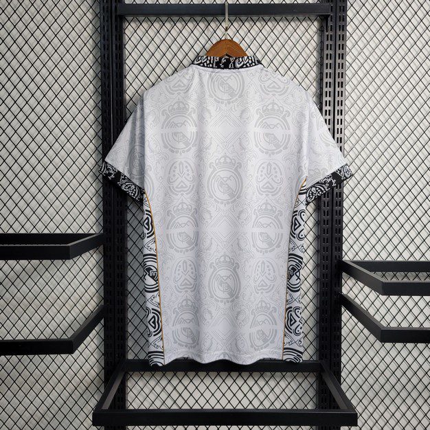 Real Madrid 2023/24 Camisola Especial – Homem