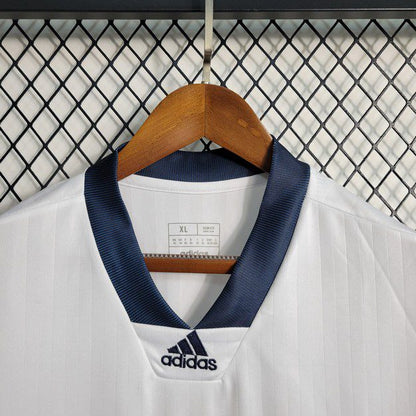 Real Madrid 2023/24 Camisola Casual Edição – Homem